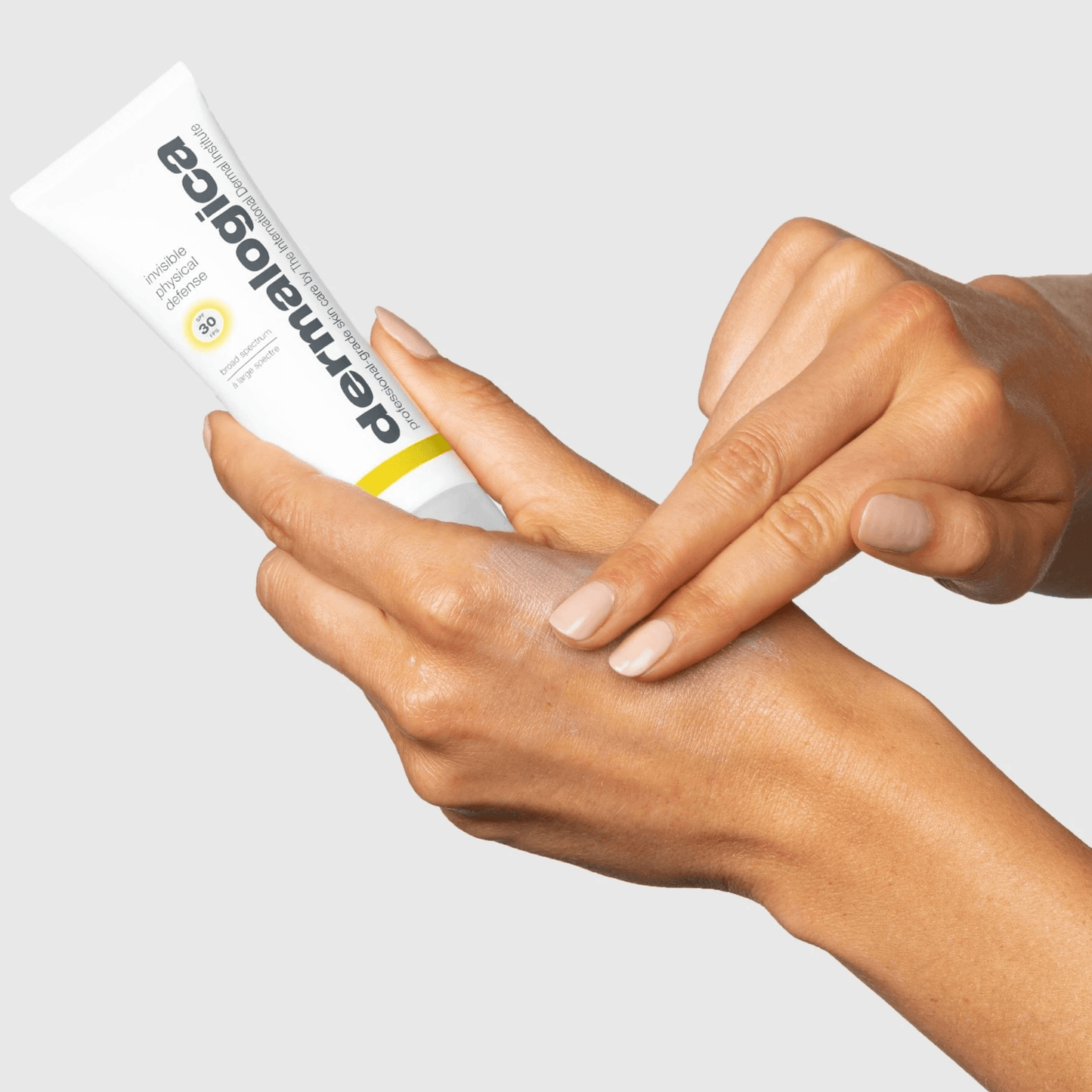 Invisible Physical Defense SPF30 - AsterSpring Malaysia